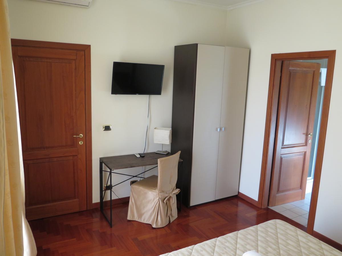 La Locanda Del Palatoraffinato Ciampino Exterior foto